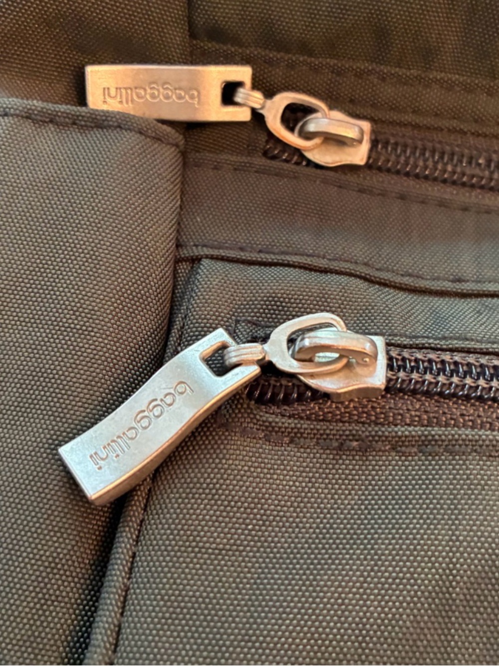 Baggallini Grey Crossbody with Silver Hardware and Purple interior - Picture 2 of 8